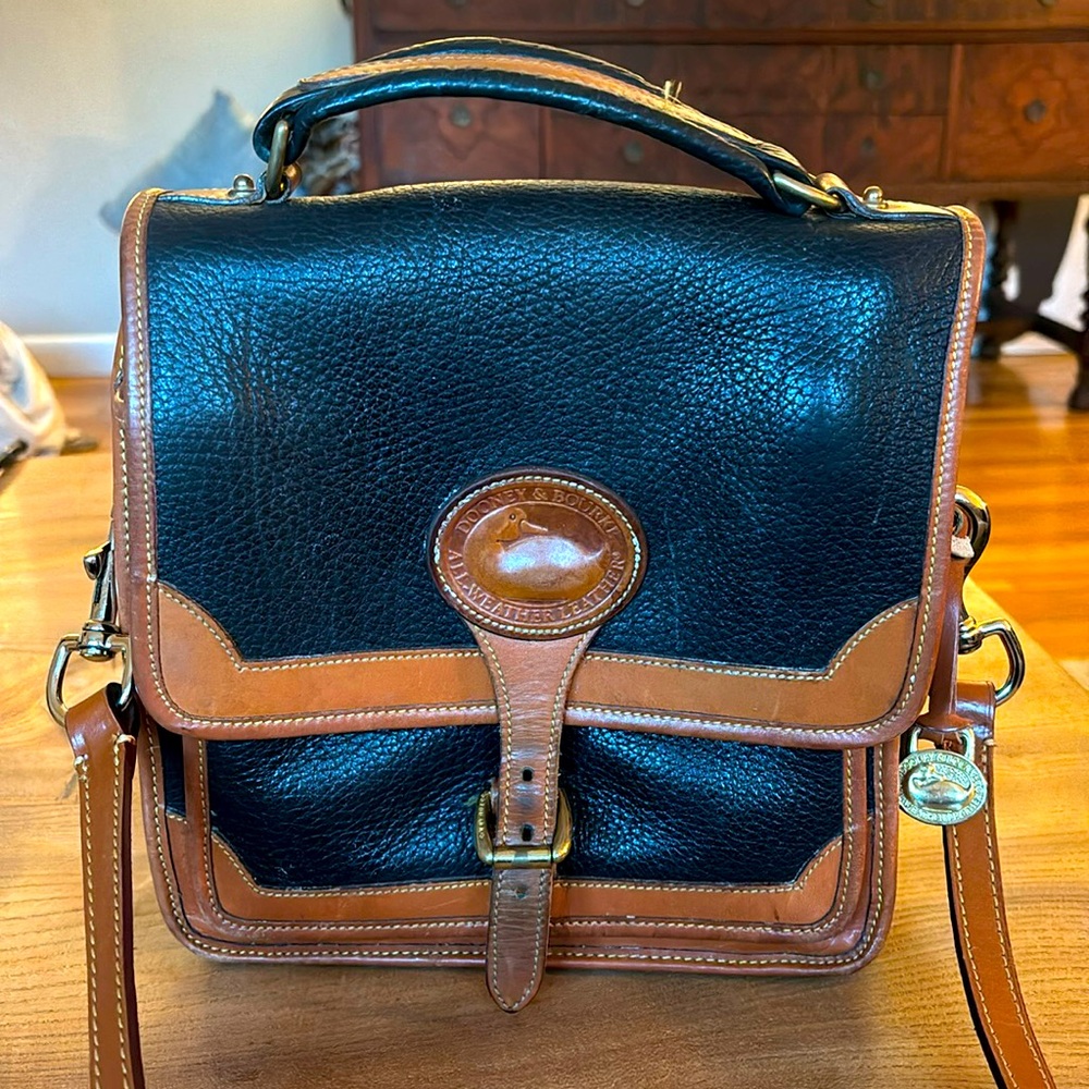 Dooney and Bourke shoulder bag